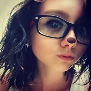 Meet your Posher, Yasmine